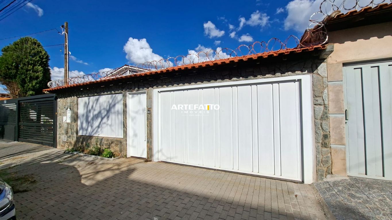 Casa à venda com 3 quartos, 172m² - Parque Residencial Nova Franca,Franca 