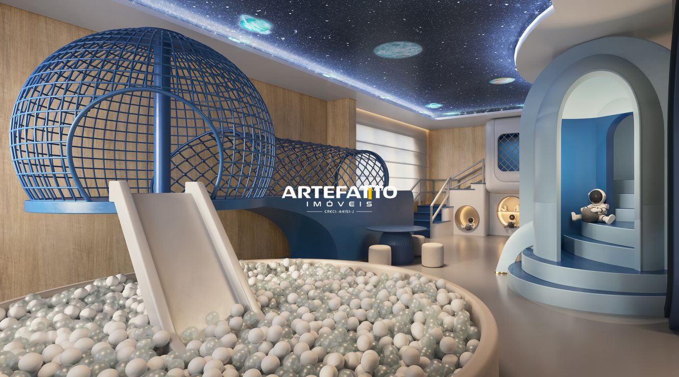  - More ao lado de uma  praça com 10 mil m²,  em frente à Hípica