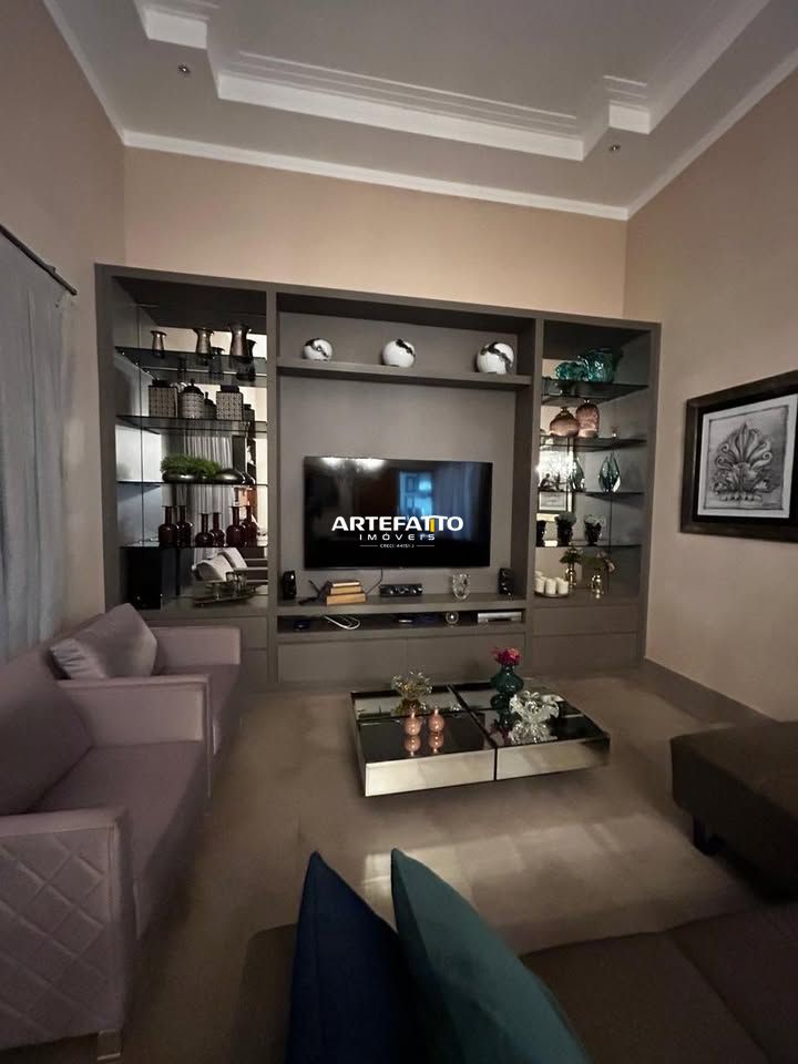 Casa à venda com 3 quartos, 189m² - Jardim Piratininga,Franca 