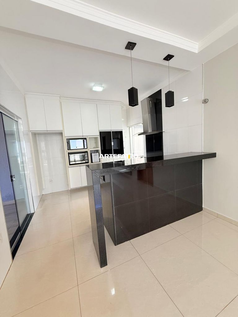 Casa à venda com 3 quartos, 198m² - Vila Real,Franca 