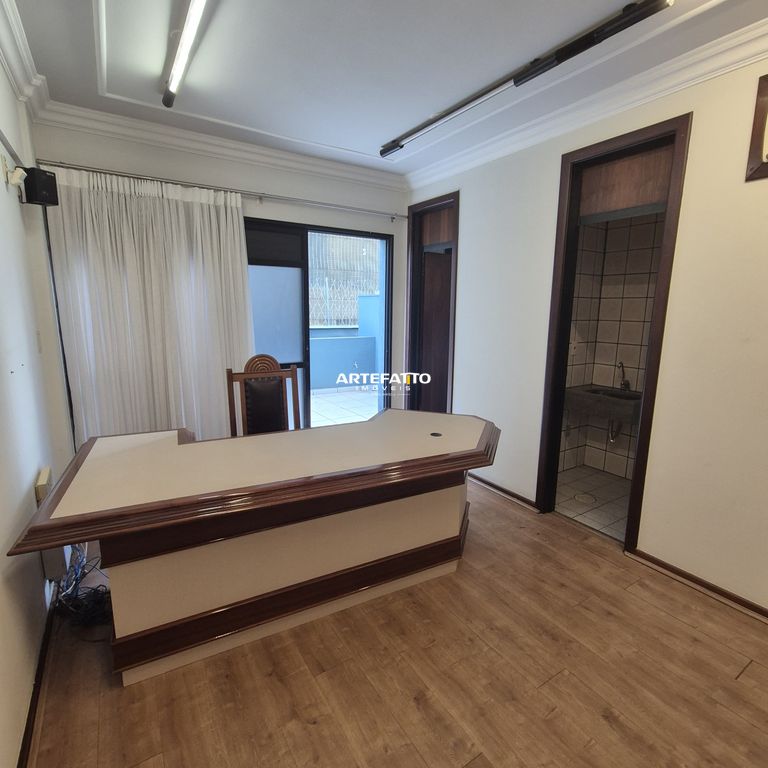  - Sala comercial no Medical Center no Centro