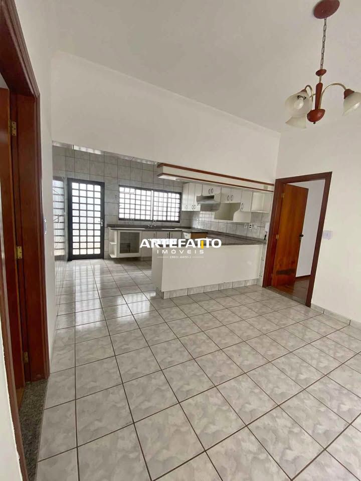 Casa à venda com 3 quartos, 186m² - Vila Formosa,Franca 