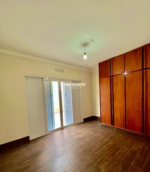  - Casa Sustentável com 3 dormitórios no bairro Parque do Castelo