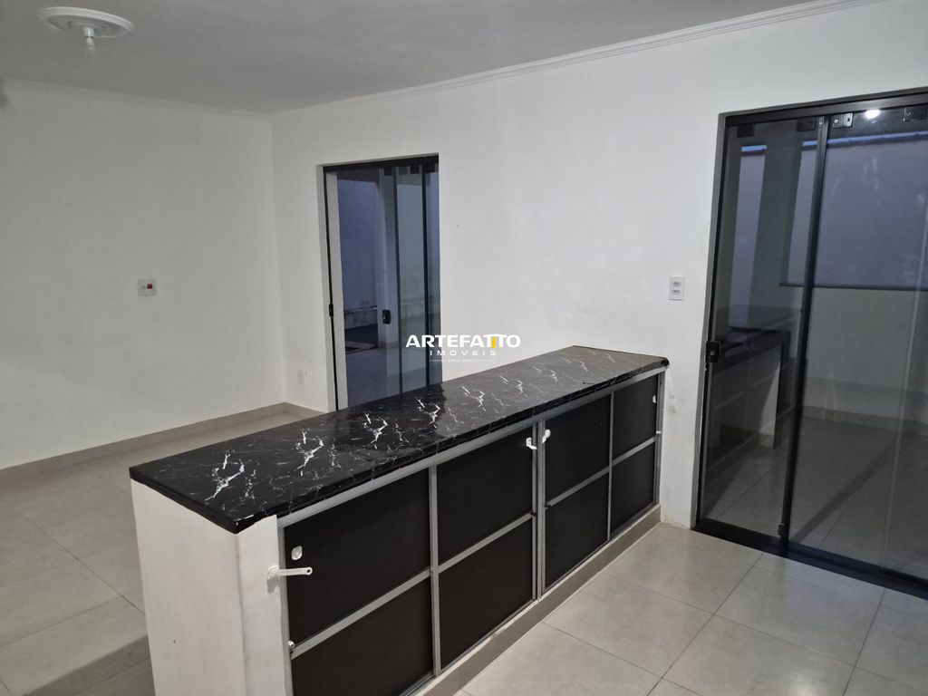 Sobrado à venda com 3 quartos, 253m² - Vila Santa Cruz,Franca 