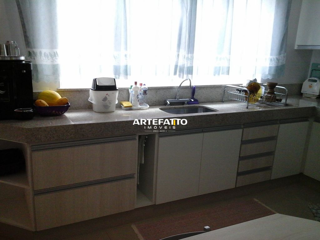  - Casa com 3 dormitórios no bairro Residencial Amazonas