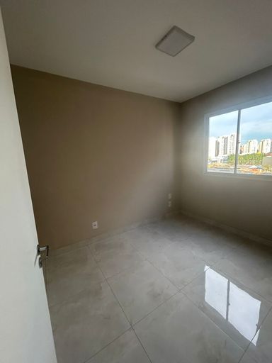 outro dormitório em porcelanato