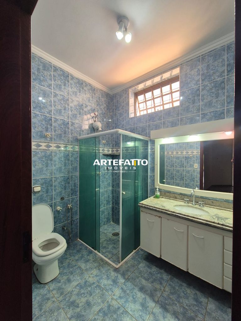 Sobrado à venda com 4 quartos, 303m² - Parque São Jorge,Franca 