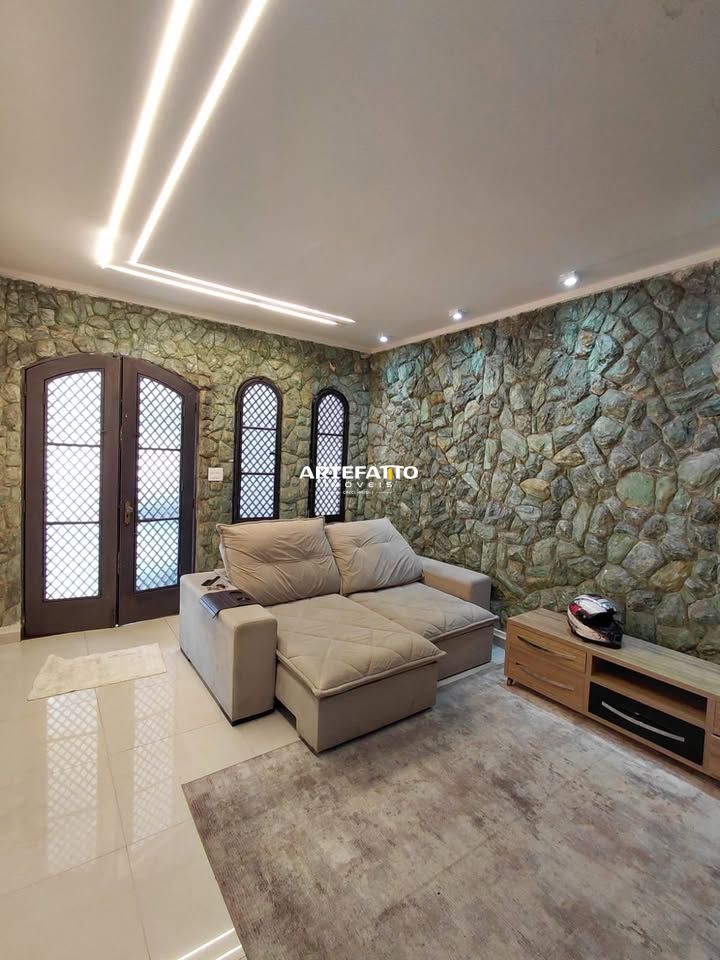  - Casa com 3 dormitórios no bairro Boa Esperança