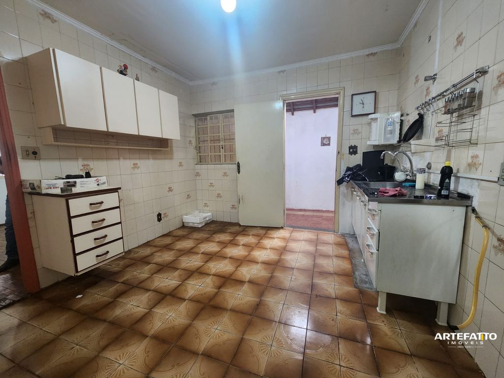  - Casa com 3 dormitórios no bairro Santo Agostinho em Franca/SP
