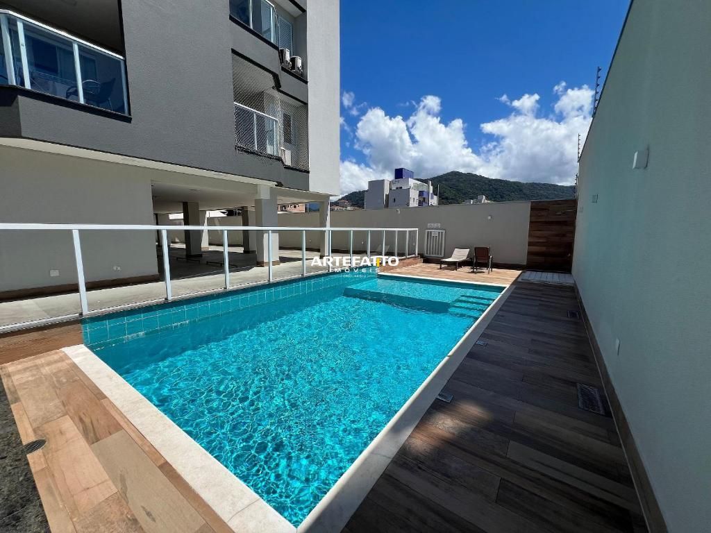  - Apartamento novo à venda com 2 dormitórios no Centro de Ubatuba