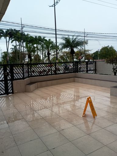 ÁREA COMUM DO PRÉDIO