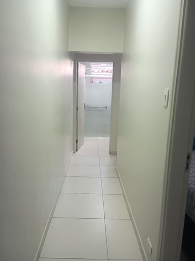 CORREDOR INTERNO DO APARTAMENTO