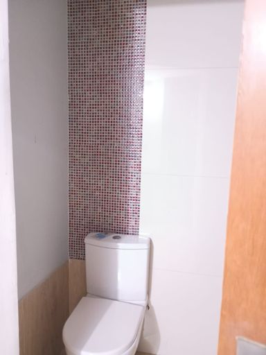 BANHEIRO DA LAVANDERIA