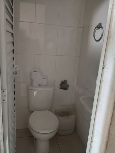 BANHEIRO PORTARIA