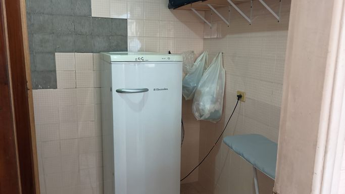 DEPENDÊNCIA DE EMPREGADA