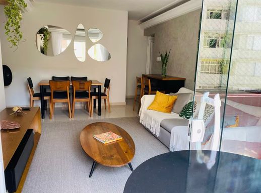 Sala 2 ambientes com varanda gourmet