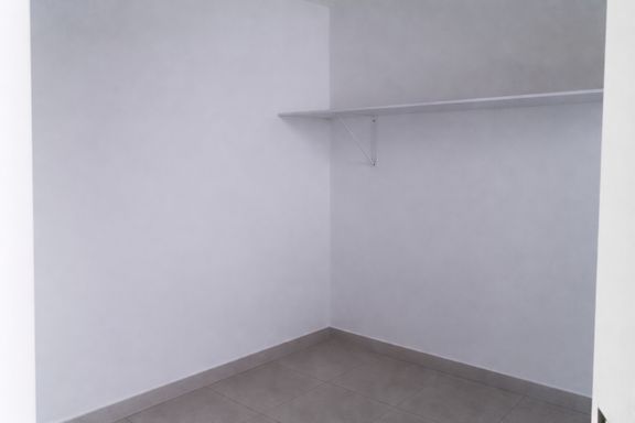 DEPENDÊNCIA DE EMPREGADA