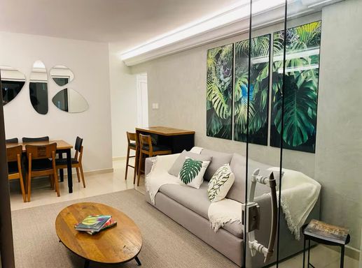 Sala 2 ambientes com varanda gourmet