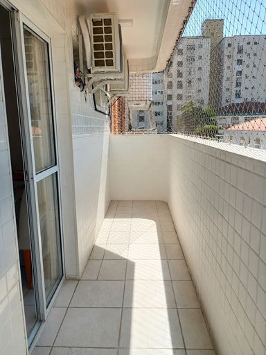 VARANDA LADO PARA OS QUARTOS