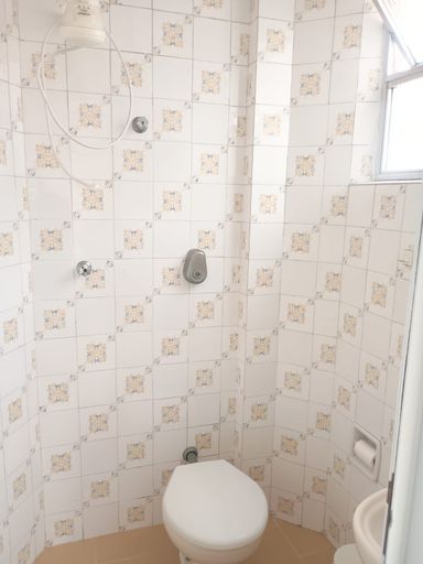 BANHEIRO DA ÁREA DE SERVIÇO