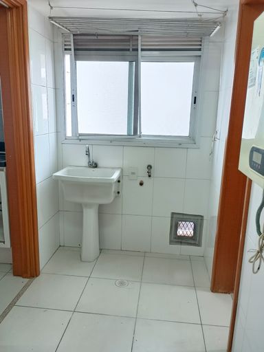 ESPAÇO EXTRA DA ÁREA DE SERVIÇO