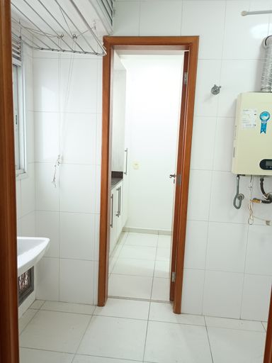 ÁREA DE SERVIÇO