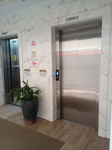 HALL/ELEVADORES