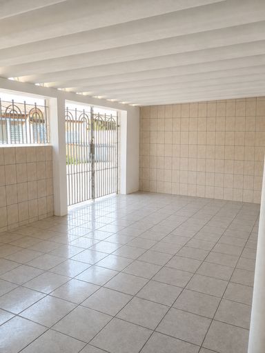GARAGEM COBERTA PARA 2 CARROS