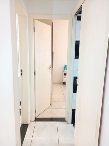 HALL DE  DISTRIBUIÇÃO DO APARTAMENTO