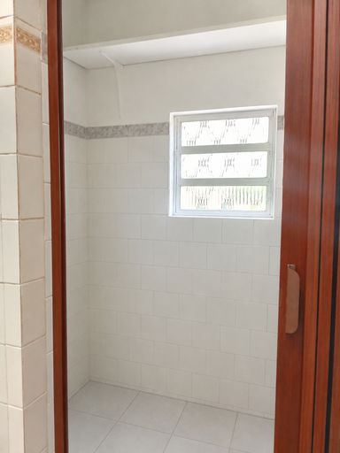 BANHEIRO DE EMPREGADA