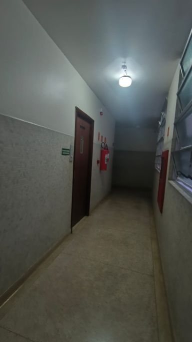 CORREDOR DO PRÉDIO
