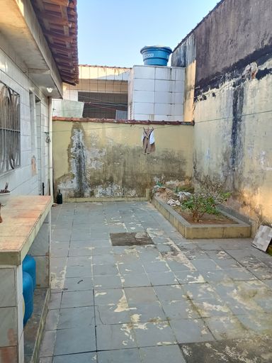 QUINTAL DO FUNDO