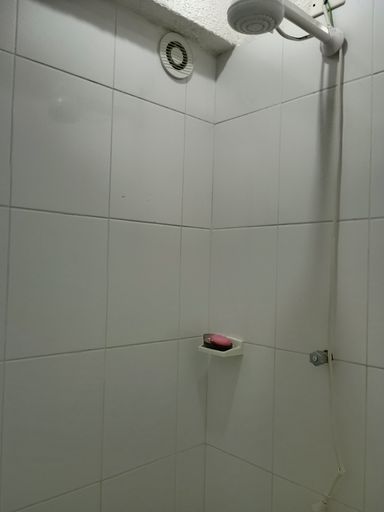 CHUVEIRO PISO 1