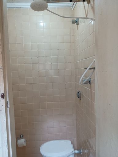 BANHEIRO PISO 1