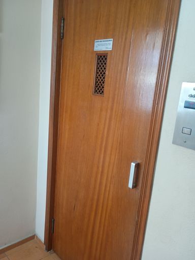 ELEVADOR PAPARA NO HALL