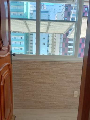 ENTRADA DO APARTAMENTO SOCIAL