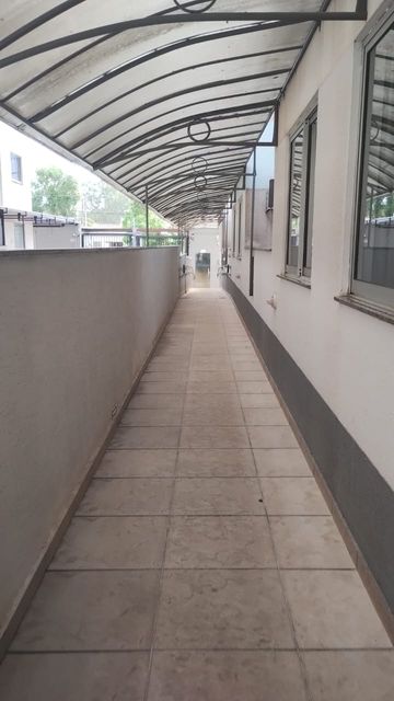 CORREDOR LATERAL DE ACESSO AO ELEVADOR