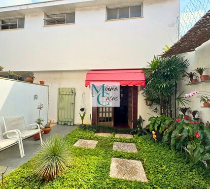 Quintal com gramado