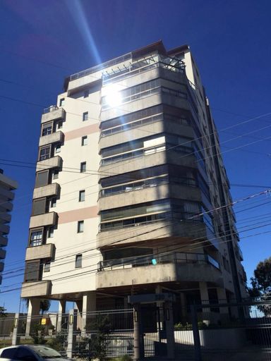 APARTAMENTO TRIPLEX MOBILIADO A VENDA EM CAXIAS DO SUL-RS