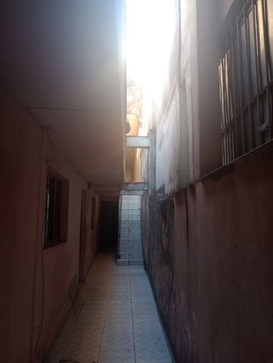 Escada de acesso á casa 2