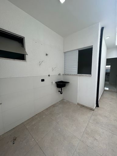 ÁREA DE SERVIÇO