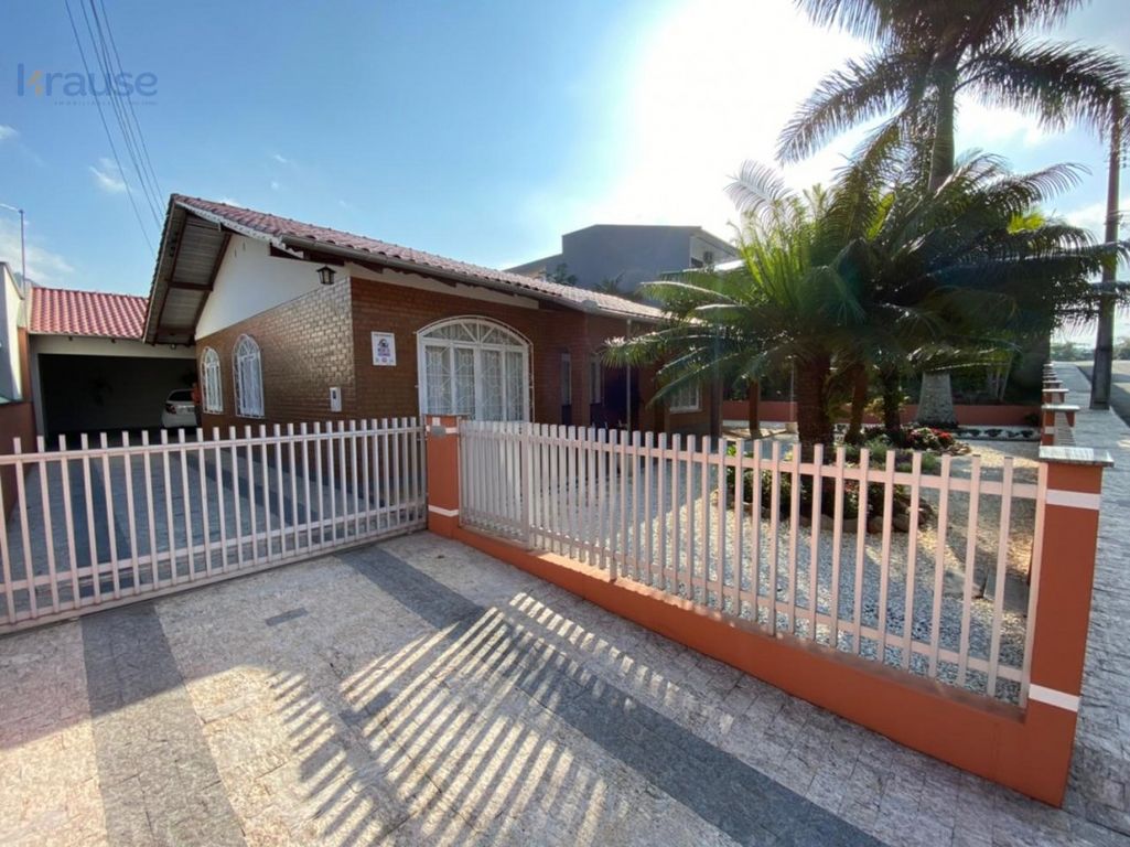 Casa em Barra do Rio Cerro, Jaraguá do SulSC a partir de R 1.200.000