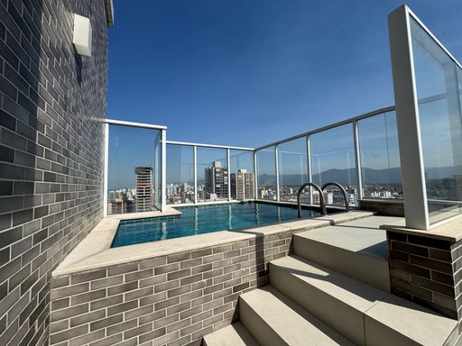 PISCINA PRIVATIVA