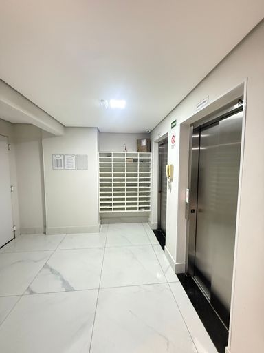 2 ELEVADORES