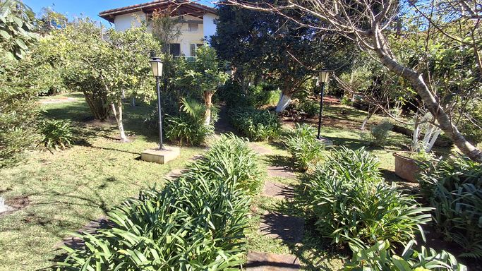 jardim/pomar