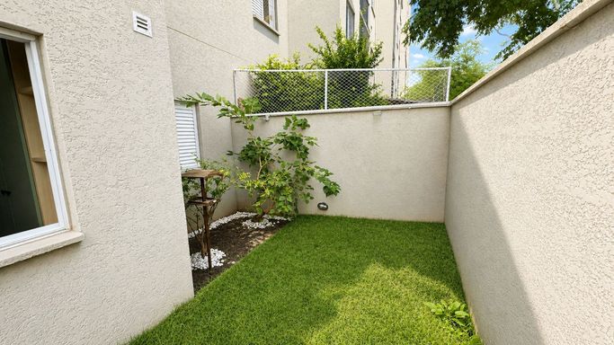Área verde privativa, um dos grandes diferenciais do apartamento garden.