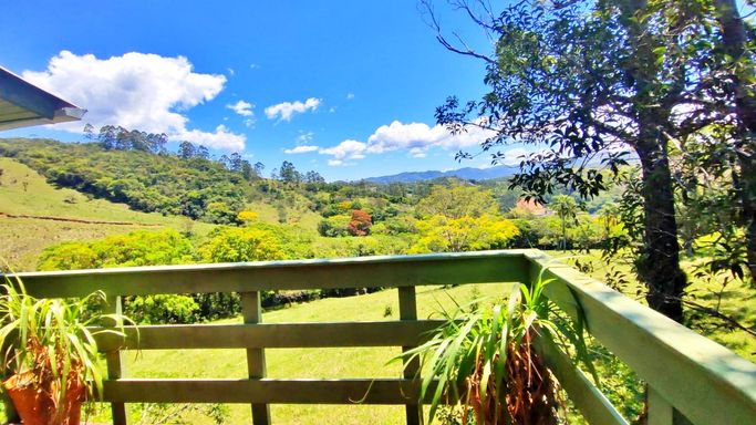 SACADA E VISTA DO PARAISO...