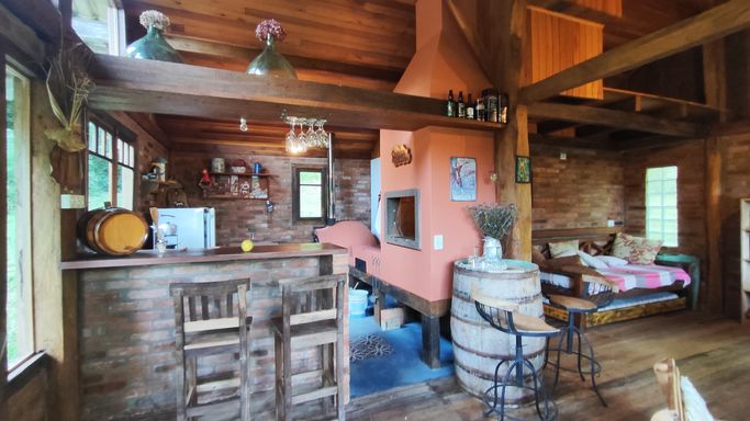 BAR, CHURRASQUEIRA E COZINHA