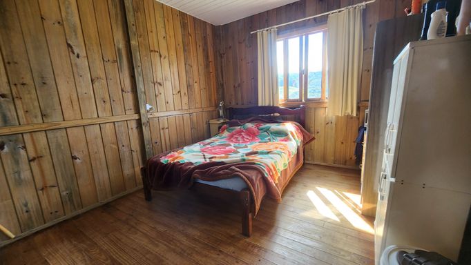 DORMITORIO COM CAMA