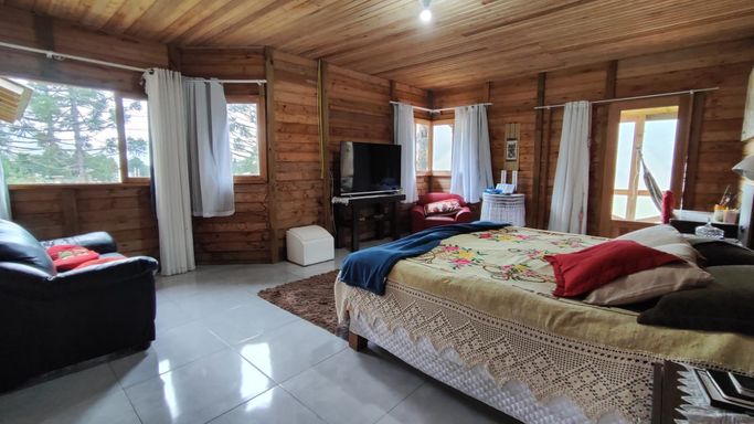 SUITE AMPLA